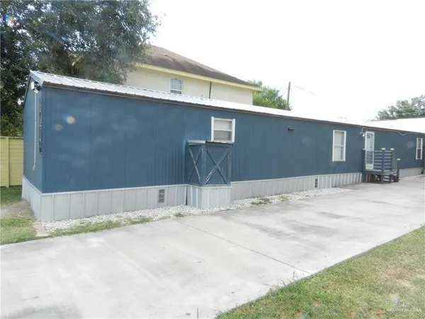 $1,200 | 1718 East Juarez Avenue, Alton, TX 78573