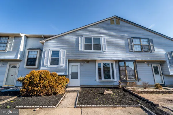 $330,000 | 74 Kanabe Drive, Westampton, NJ 08060