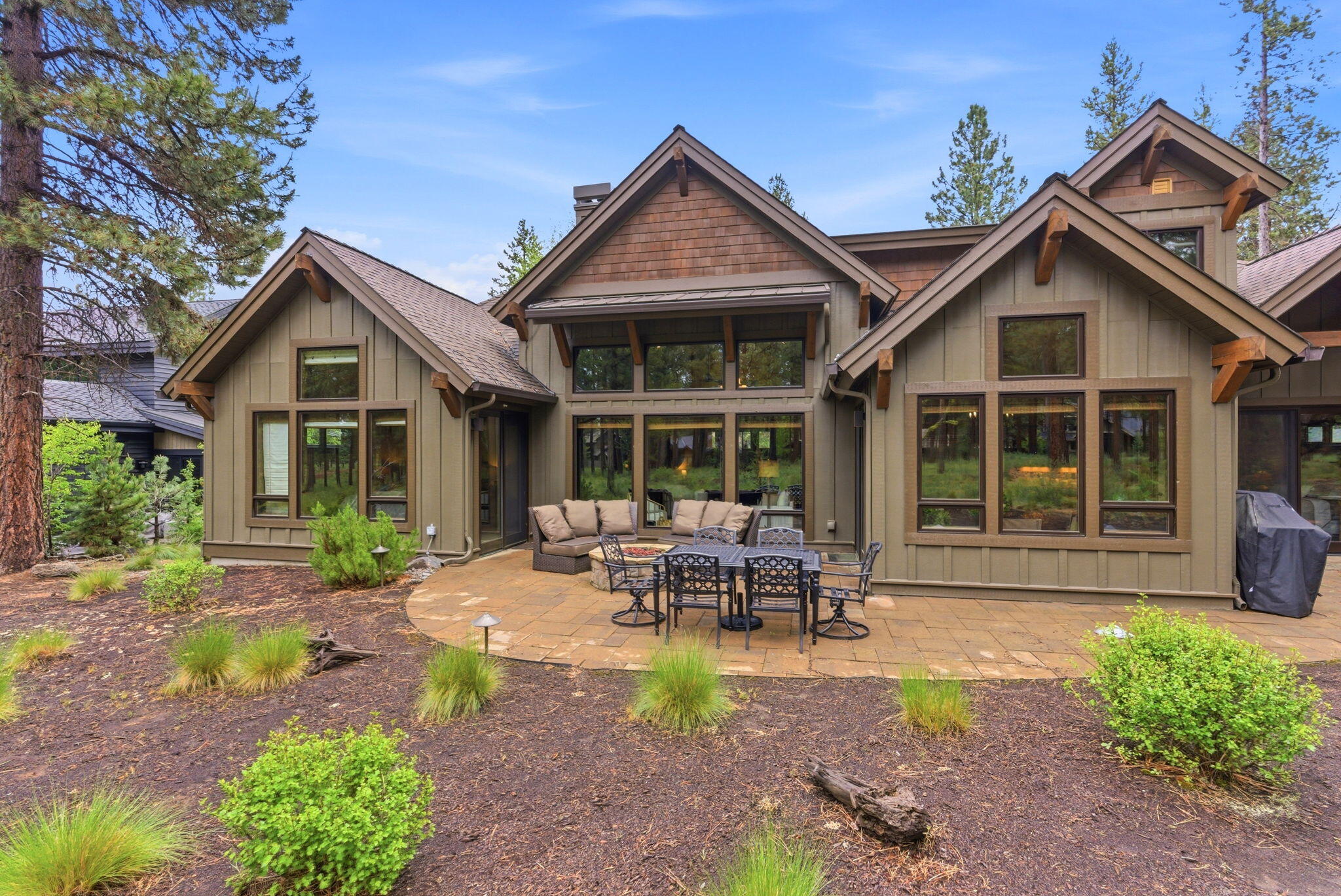 56346 Fireglass Loop Bend, OR 97707 - Photo 44 of 52 52-web-or-mls-Riley_Visuals_052