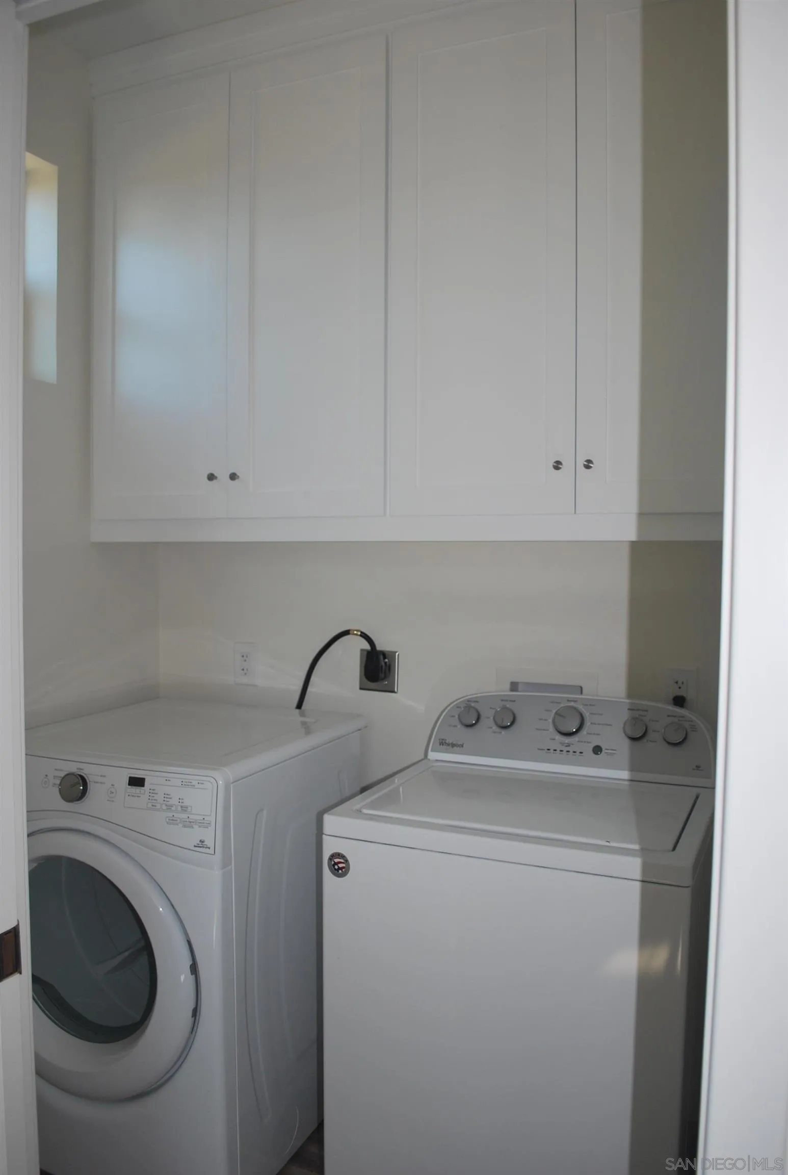 202 North Stage Coach Lane Fallbrook, CA 92028 - Photo 12 of 26 a utility room with dryer and washer