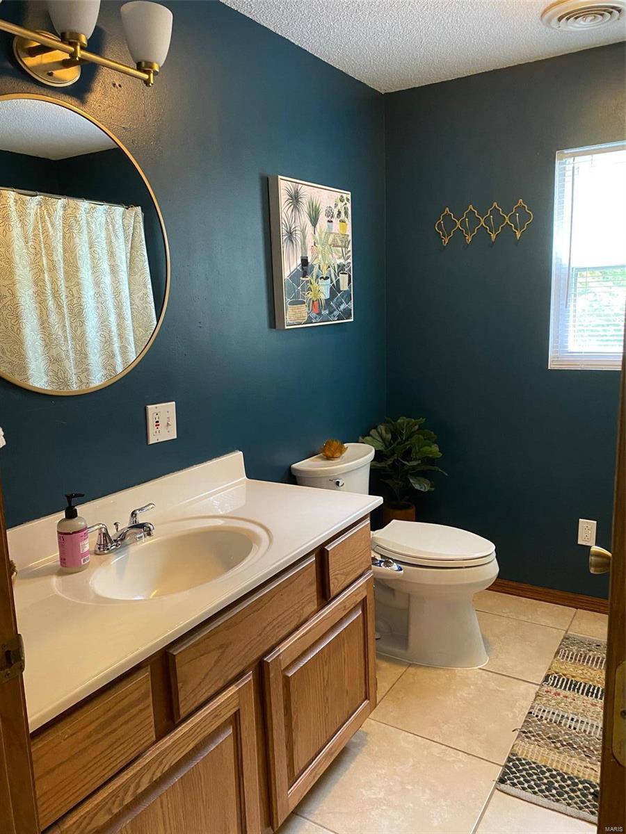 365 Rinderer Road Highland, IL 62249 - Photo 11 of 18