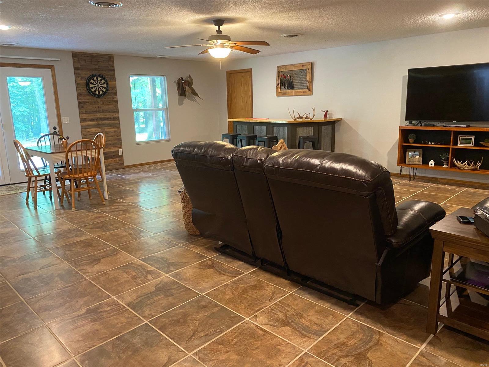 365 Rinderer Road Highland, IL 62249 - Photo 8 of 18