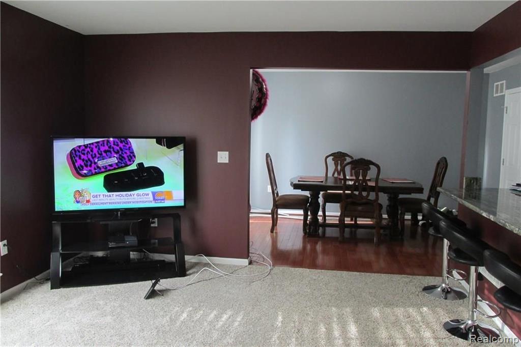 49153 Hawksburry Road, Unit 38 Canton, MI 48188 - Photo 9 of 28 Gallery Image 9