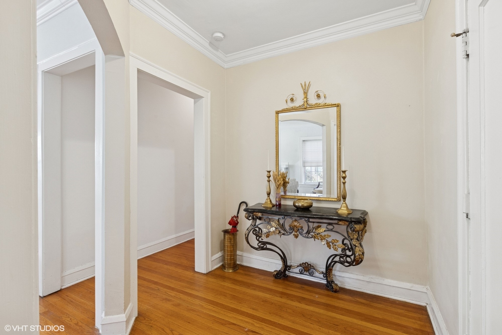 356 Ridge Avenue, Unit 52 Evanston, IL 60202 - Photo 2 of 16