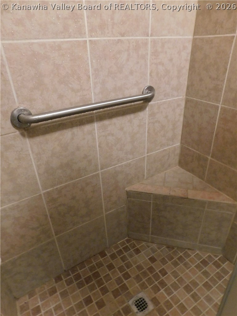 124 Poplar Point Estates Road Poca, WV 25159 - Photo 21 of 30 Gallery Image 21