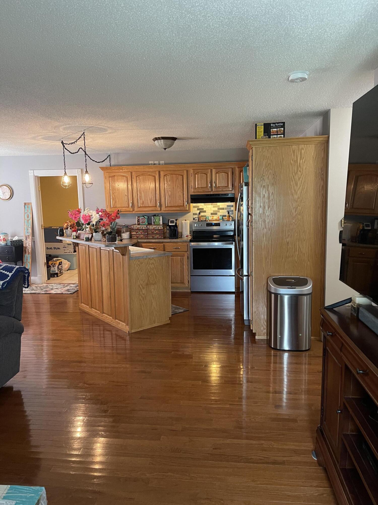1754 Laurel River Road London, KY 40744 - Photo 17 of 30 F6030E54-F08E-45F4-8BAF-92ACF2C7472B