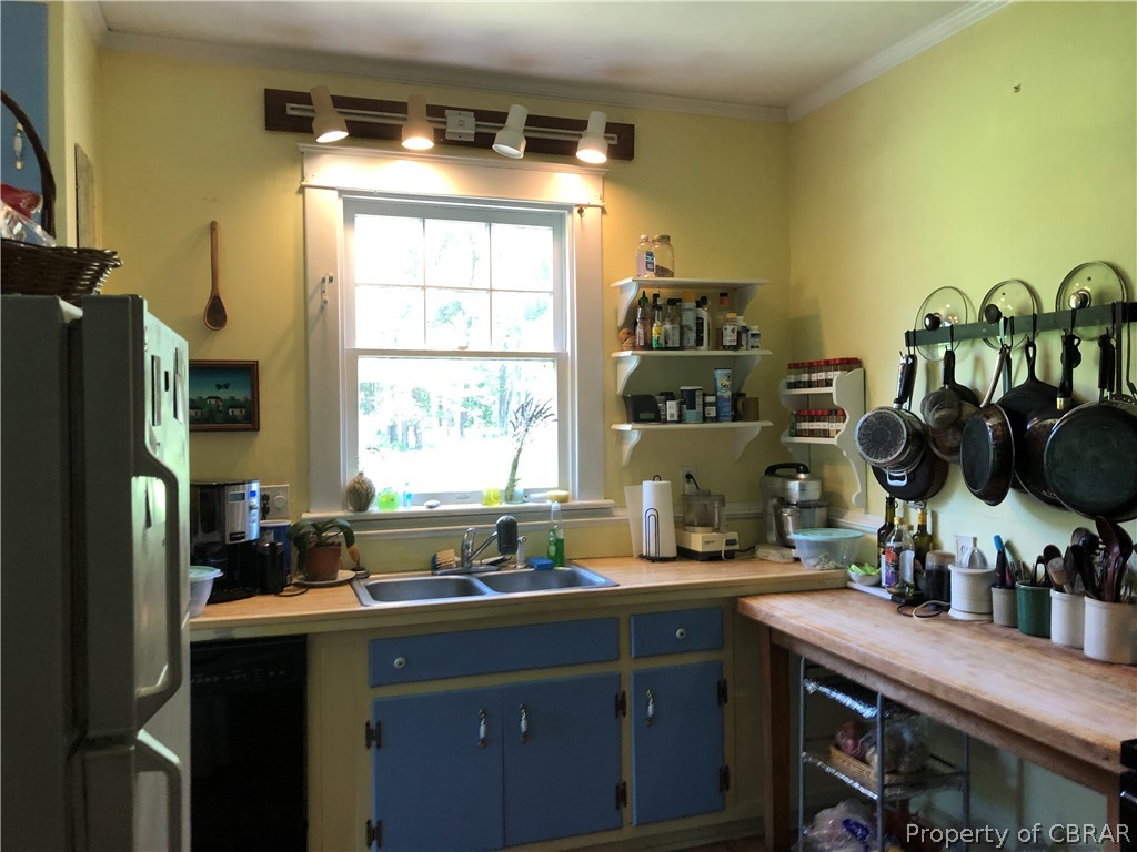 6138 East River Road Foster, VA 23056 - Photo 20 of 37