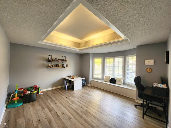 $489,000 | 501 South Riviera Lane, Yorktown, IN 47396