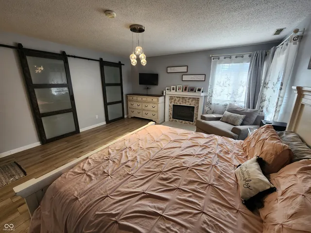 $507,500 | 501 South Riviera Lane, Yorktown, IN 47396