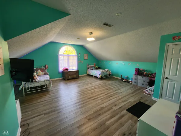 $489,000 | 501 South Riviera Lane, Yorktown, IN 47396