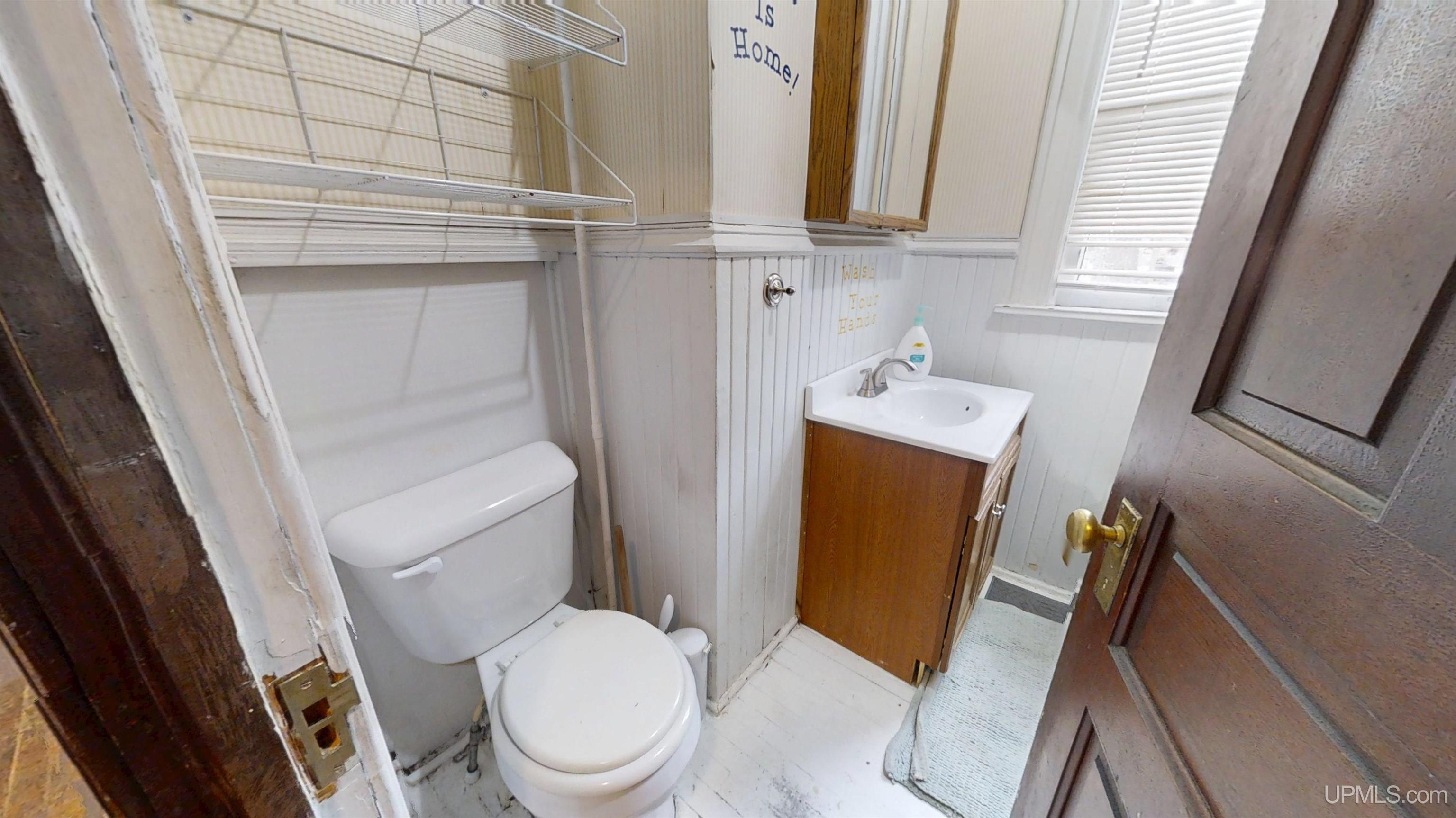 419 7th Street Calumet, MI 49913 - Photo 18 of 54