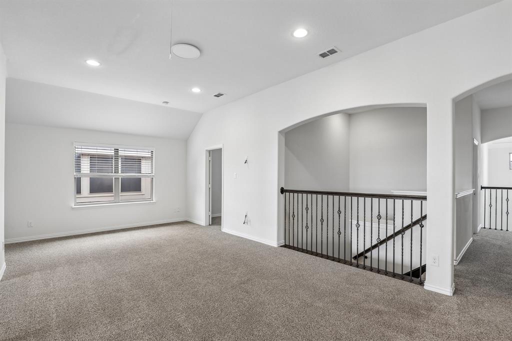 7228 Ridgepoint Drive Irving, TX 75063 - Photo 23 of 38