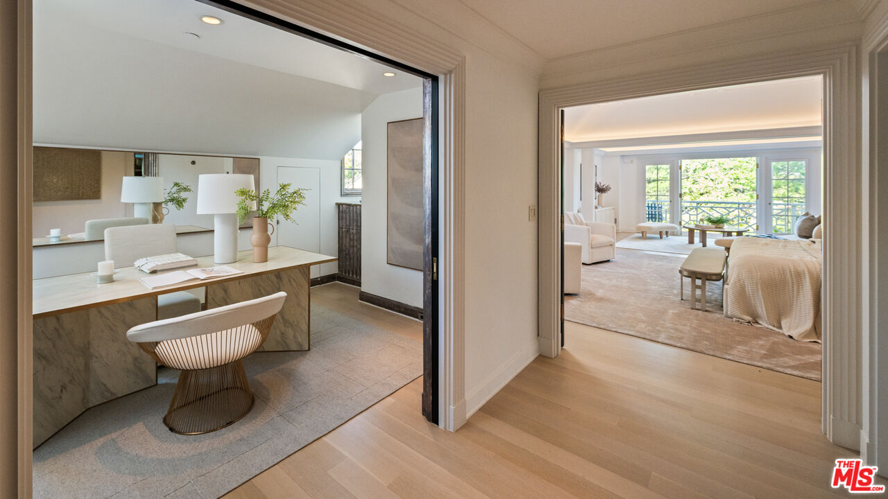 111 North Mapleton Drive Los Angeles, CA 90077 - Photo 32 of 53