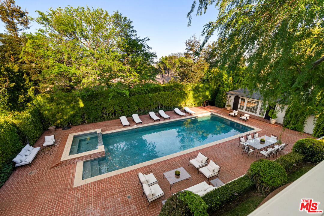 111 North Mapleton Drive Los Angeles, CA 90077 - Photo 35 of 53