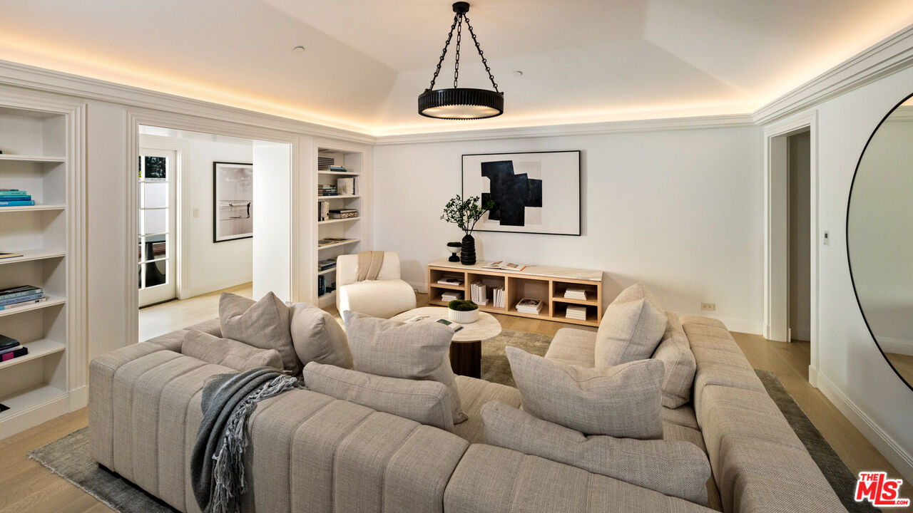 111 North Mapleton Drive Los Angeles, CA 90077 - Photo 46 of 53