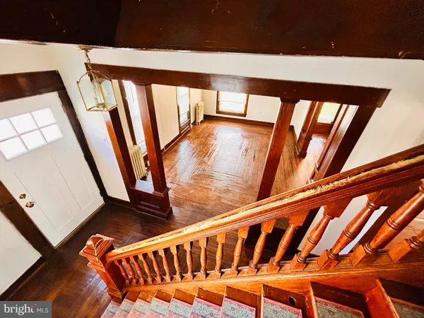 a view of an entryway