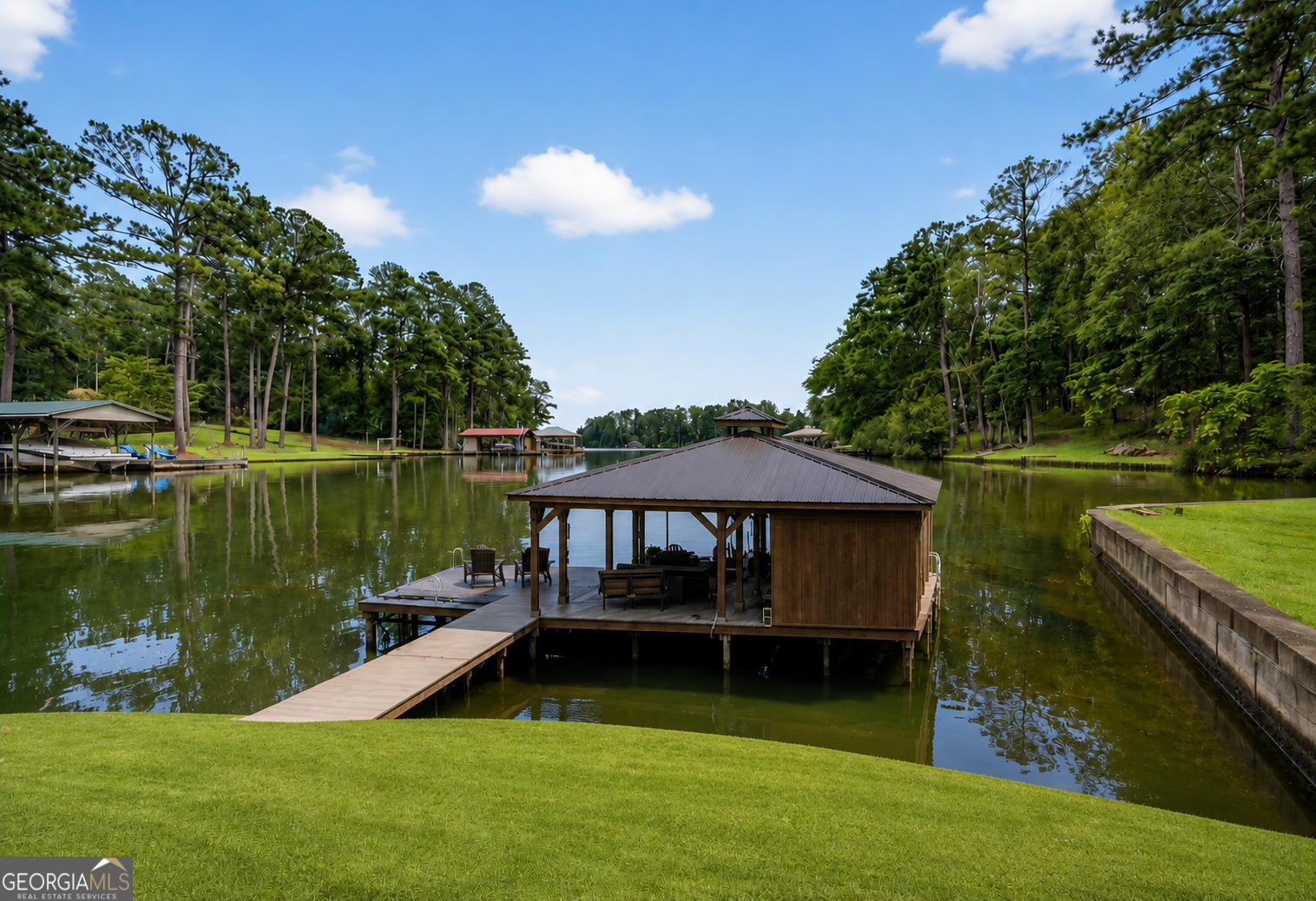 291 Power Point Milledgeville, GA 31061 - Photo 2 of 53 Future Boathose