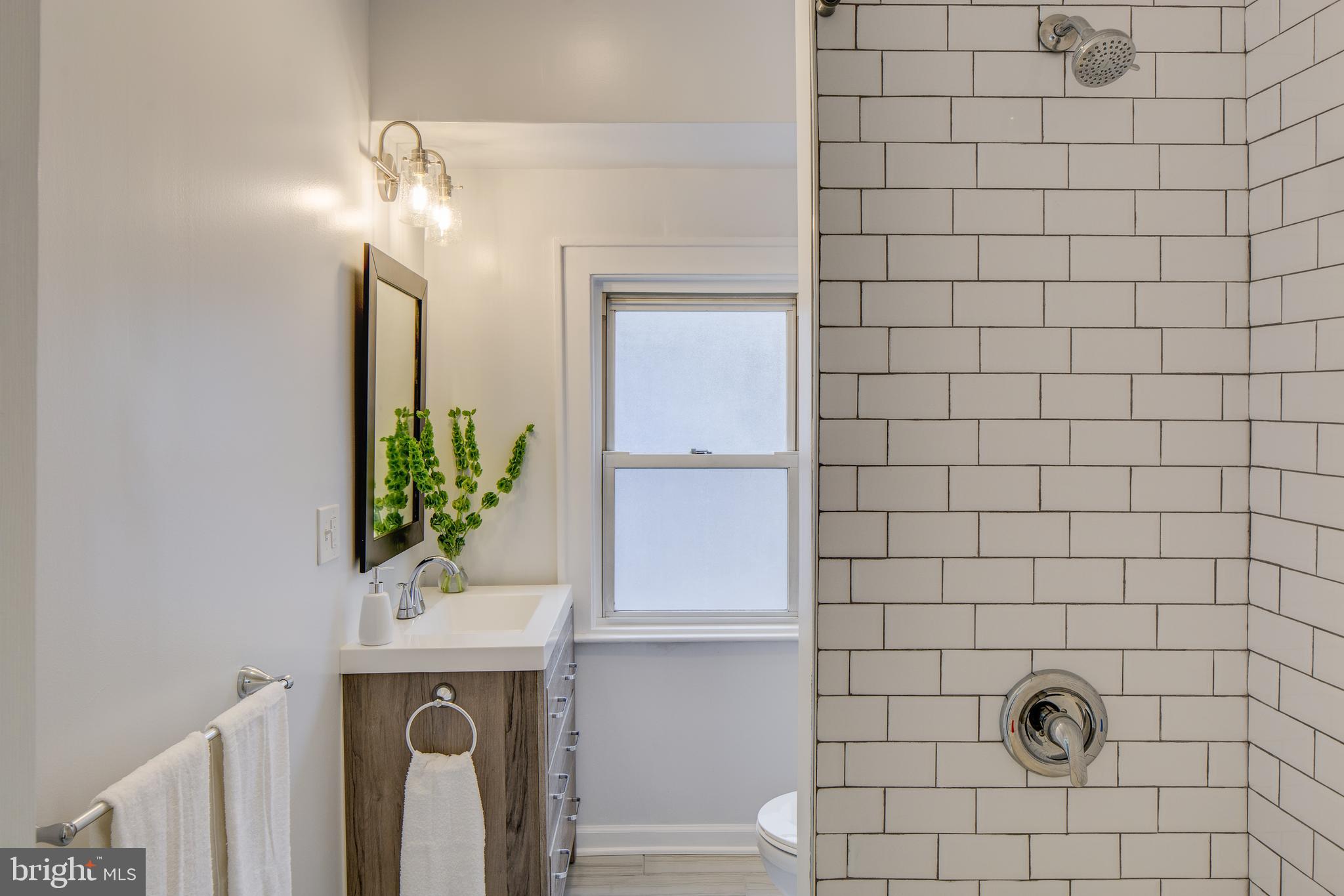 77 Harding Avenue Oaklyn, NJ 08107 - Photo 16 of 25 Bathroom