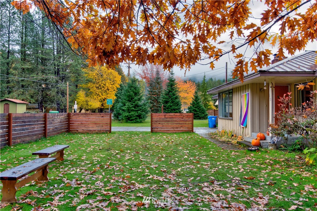 110 Snyder Road Packwood, WA 98361 - Photo 34 of 39 Gallery Image 34