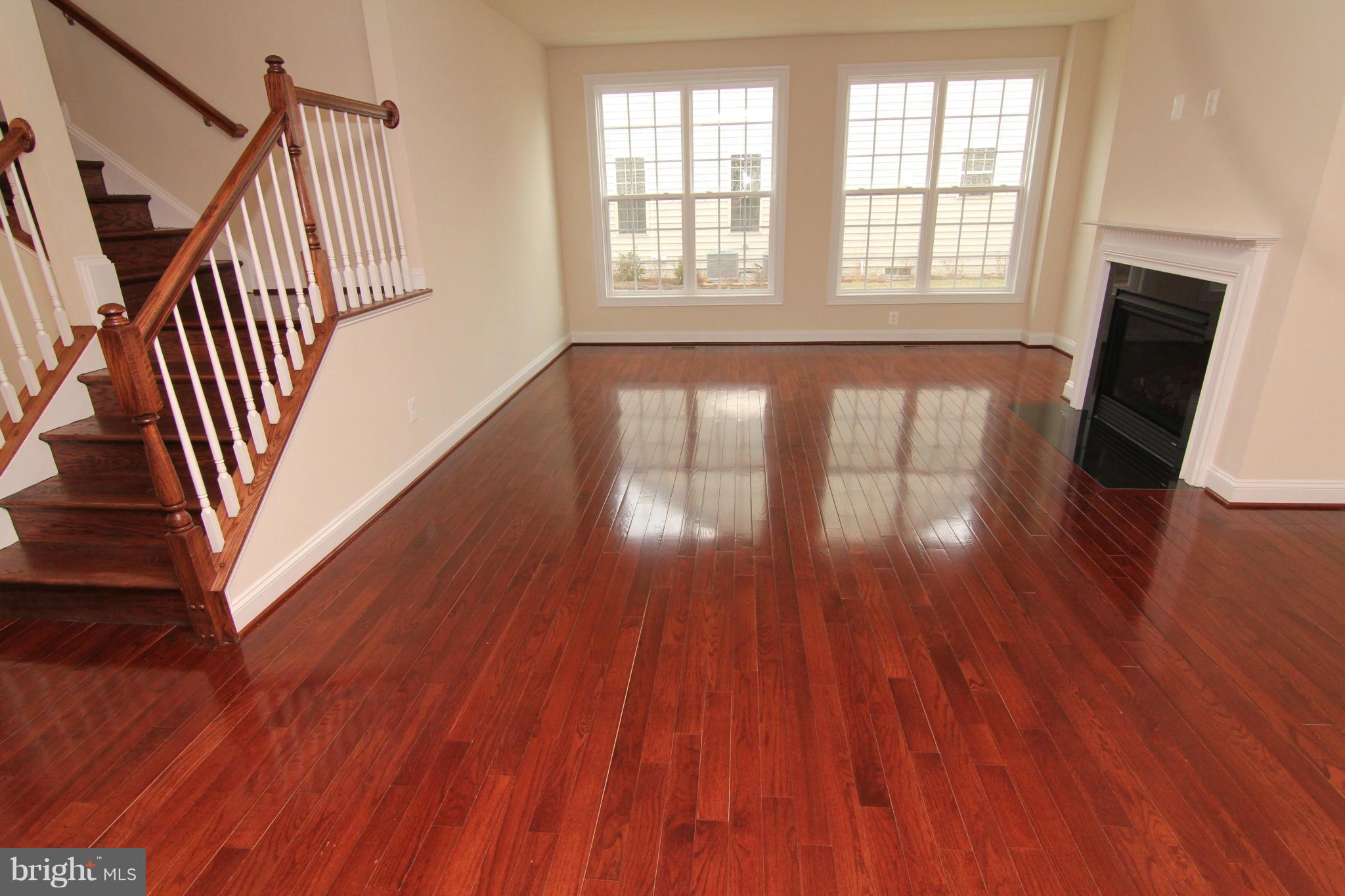 20946 Ashburn Road Ashburn, VA 20147 - Photo 15 of 30 Family Room