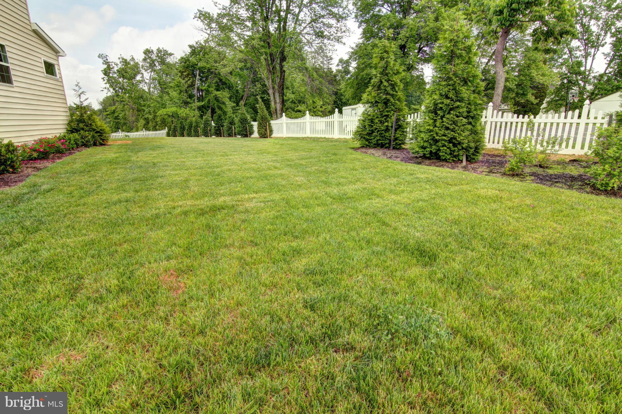20946 Ashburn Road Ashburn, VA 20147 - Photo 30 of 30 Exterior (Rear)