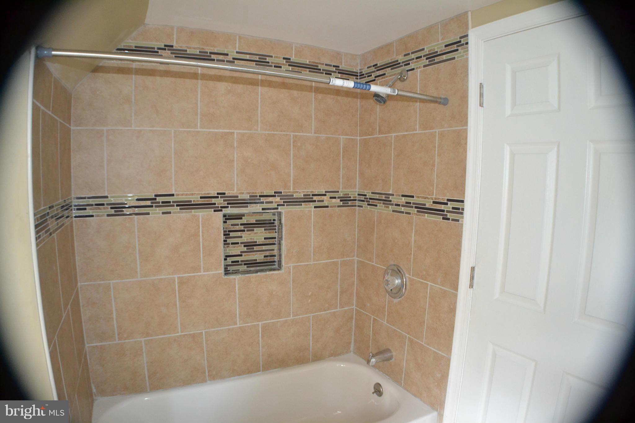 3609 Copley Road Baltimore, MD 21215 - Photo 6 of 6 Bath