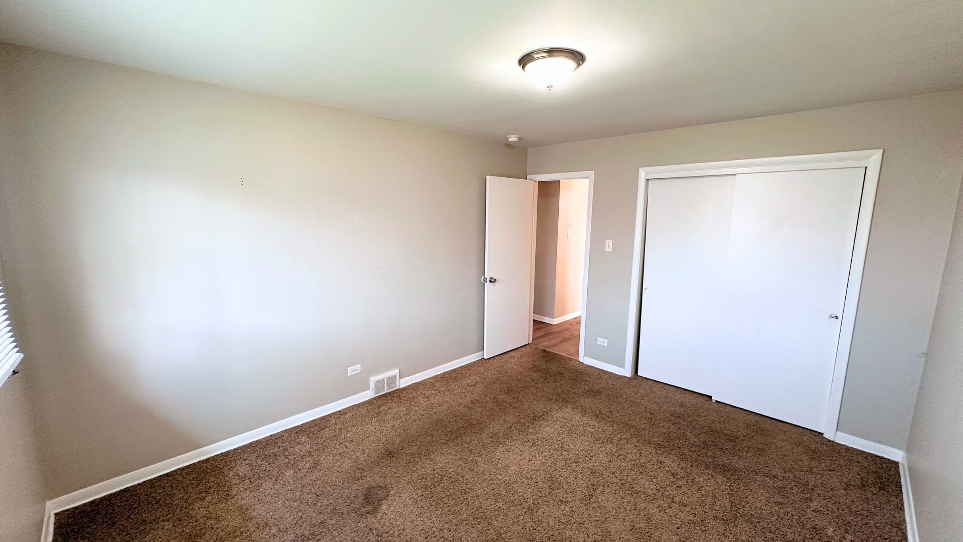 3460 170th Place Lansing, IL 60438 - Photo 9 of 19