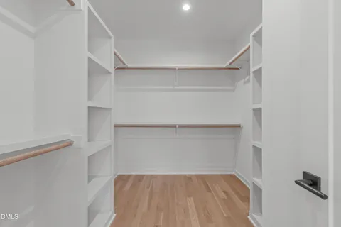 $1,375,000 | 1307 Chamblee Hl Court, Raleigh, NC 27608