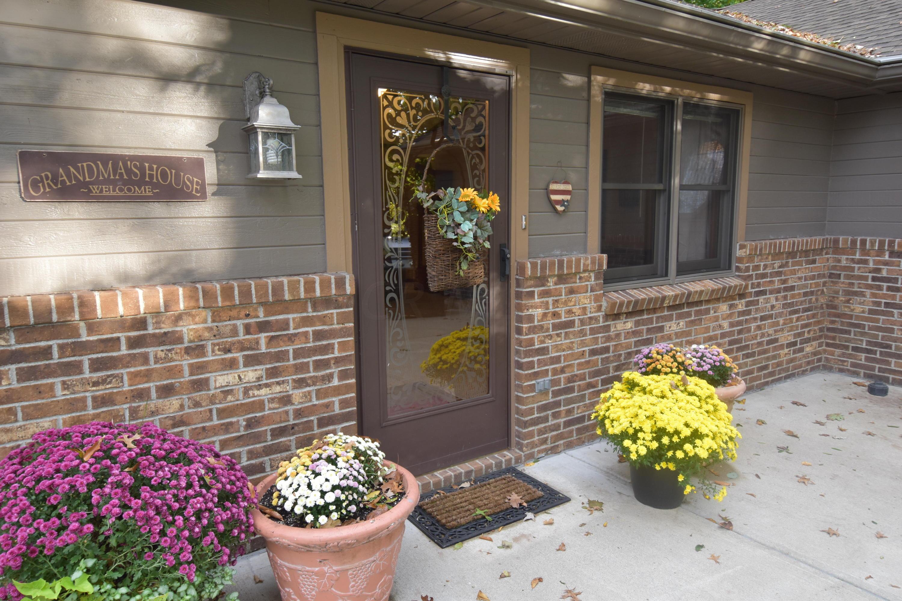 4343 Courter Road Southwest Pataskala, OH 43062 - Photo 3 of 32 Gallery Image 3