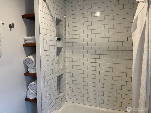 $2,500 | 3785 Sand Cherry Lane, Langley, WA 98260