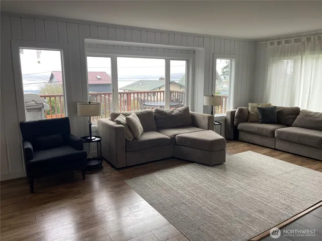 $2,500 | 3785 Sand Cherry Lane, Langley, WA 98260