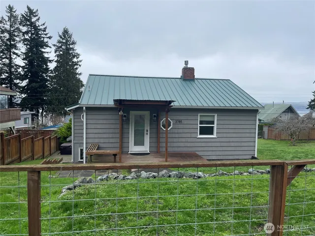 $2,500 | 3785 Sand Cherry Lane, Langley, WA 98260