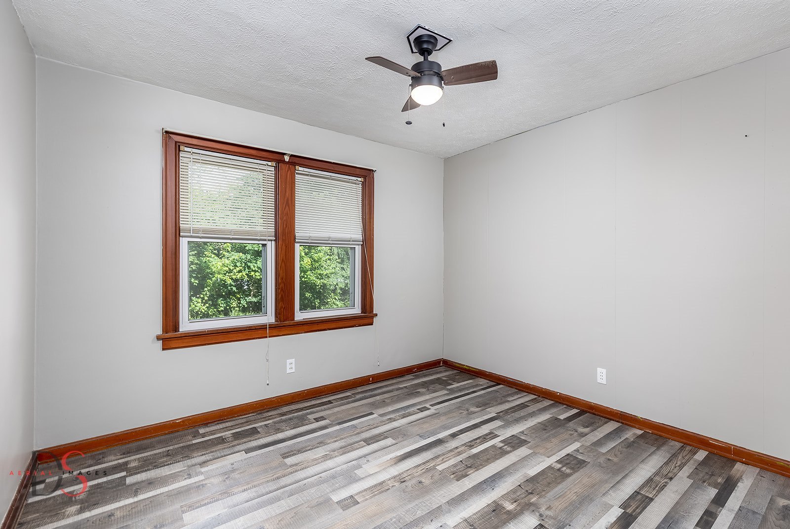 305 West 3rd Street Streator, IL 61364 - Photo 11 of 18