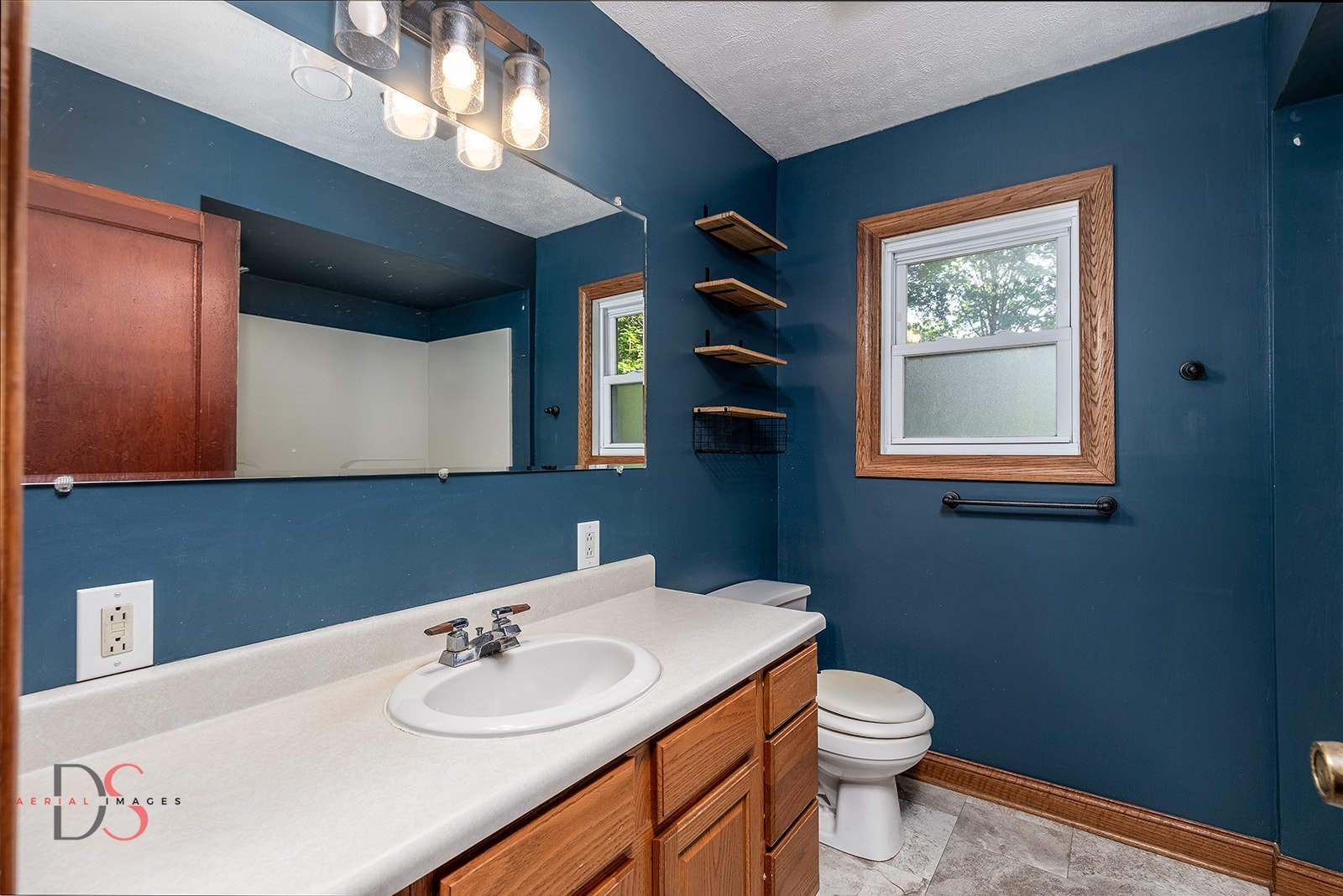 305 West 3rd Street Streator, IL 61364 - Photo 9 of 18