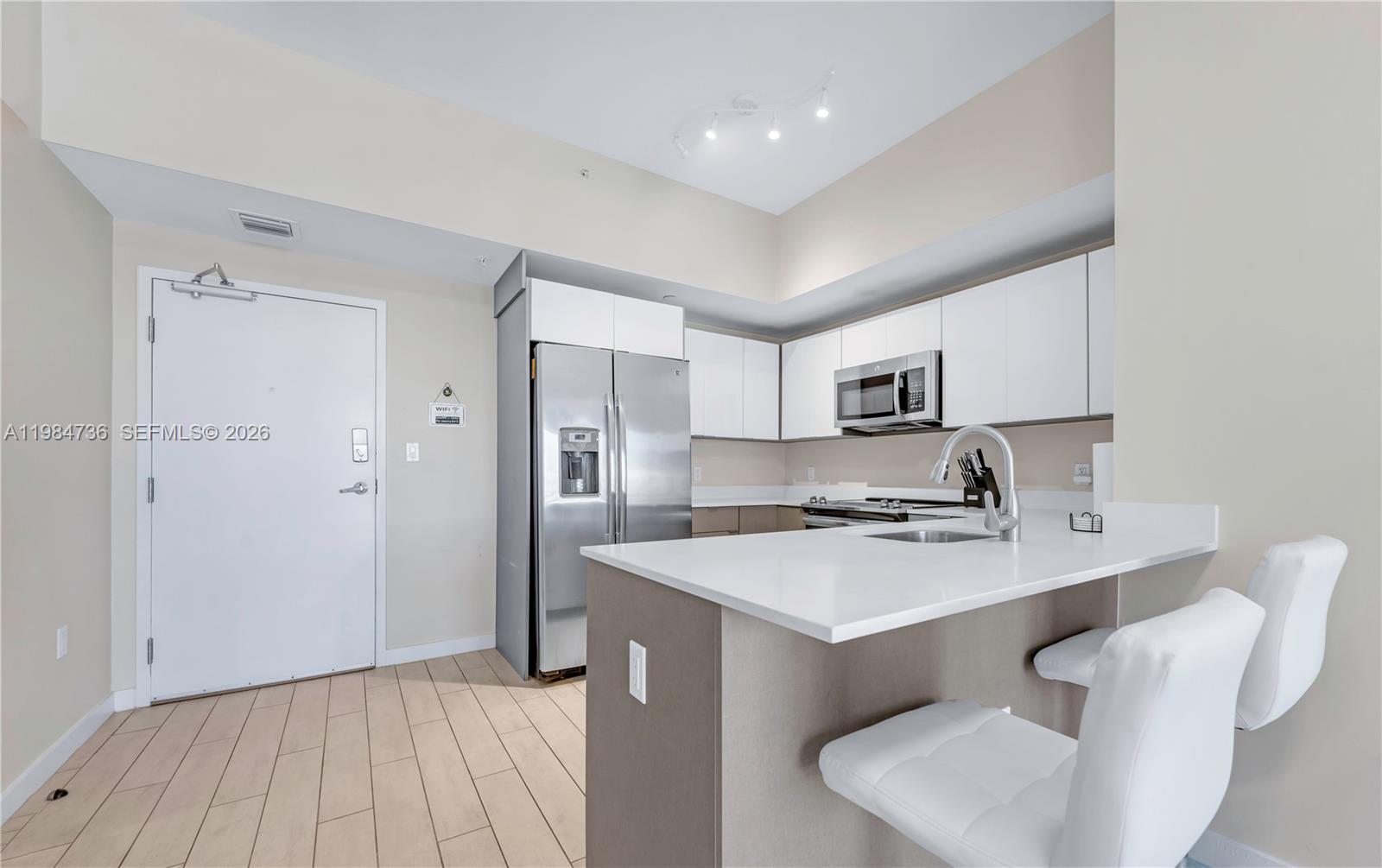 321 Northeast 26th Street, Unit 803 Miami, FL 33137 - Photo 25 of 33