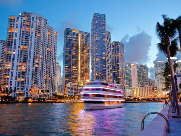 $3,300 | 321 Northeast 26th Street, Unit 803, Miami, FL 33137