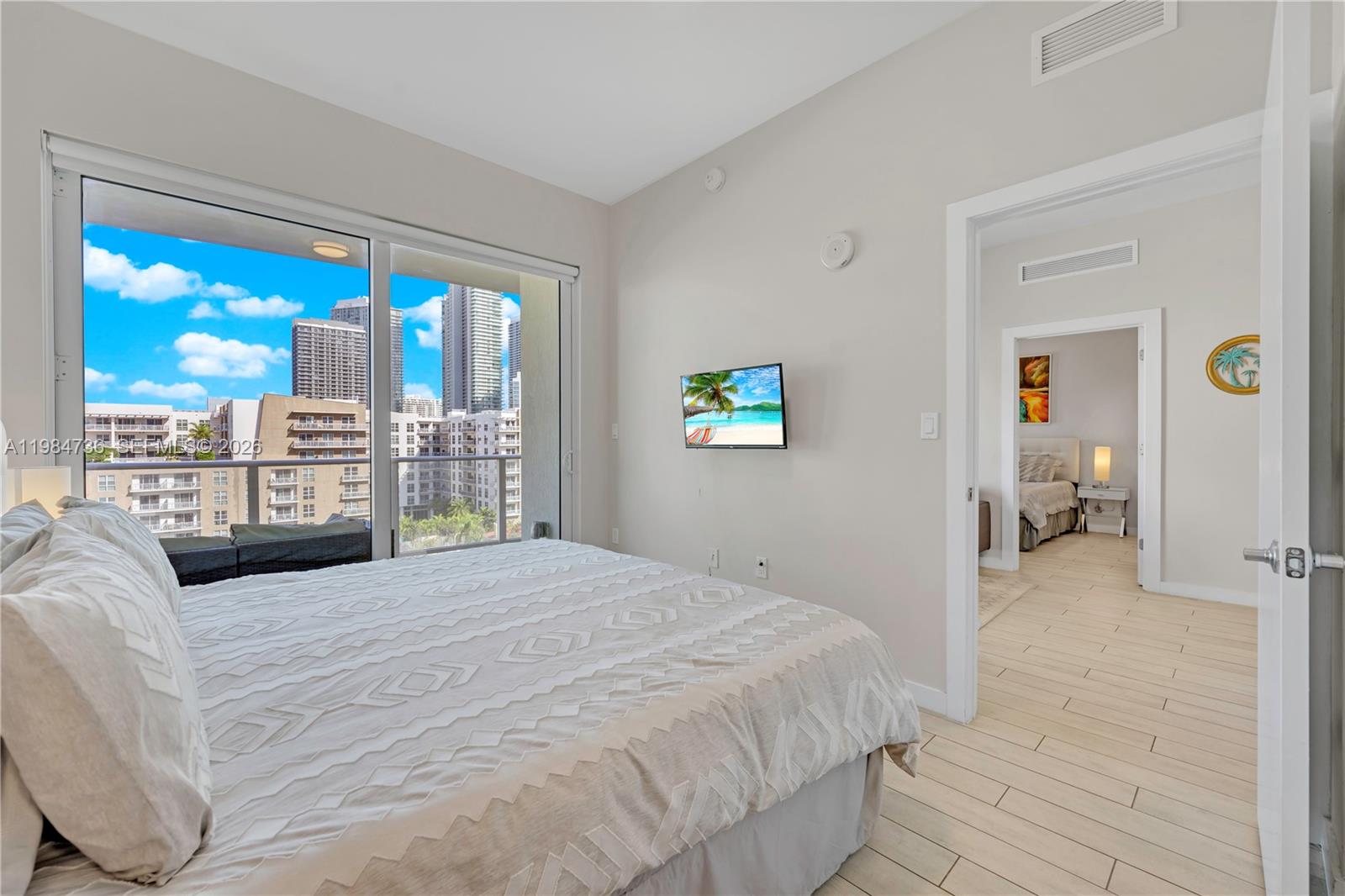 321 Northeast 26th Street, Unit 803 Miami, FL 33137 - Photo 9 of 33