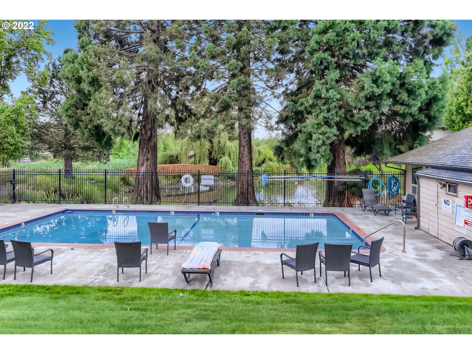 12634 Northwest Barnes Road, Unit 3 Portland, OR 97229 - Photo 8 of 12 Gallery Image 8