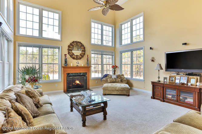 104 Adams Way Jackson, NJ 08527 - Photo 16 of 41 104 Adams Way Jackson NJ 08527-small-008