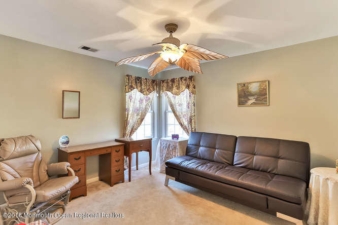 104 Adams Way Jackson, NJ 08527 - Photo 29 of 41 104 Adams Way Jackson NJ 08527-small-018