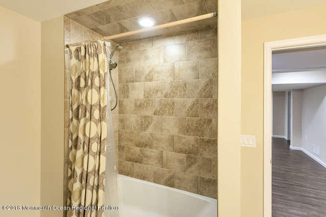 104 Adams Way Jackson, NJ 08527 - Photo 37 of 41 104 Adams Way Jackson NJ 08527-small-035