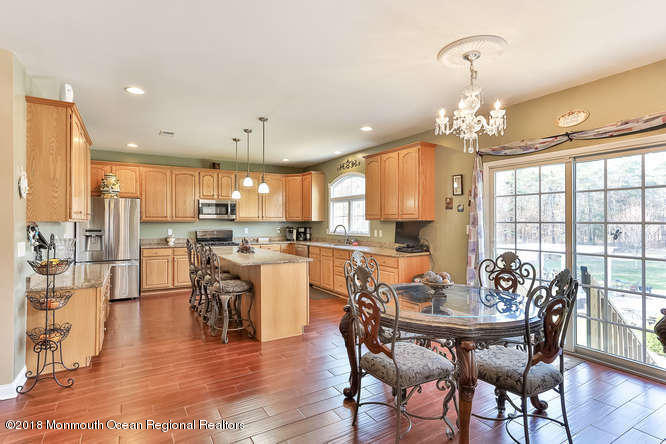 104 Adams Way Jackson, NJ 08527 - Photo 9 of 41 104 Adams Way Jackson NJ 08527-small-028