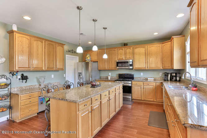 104 Adams Way Jackson, NJ 08527 - Photo 10 of 41 104 Adams Way Jackson NJ 08527-small-030