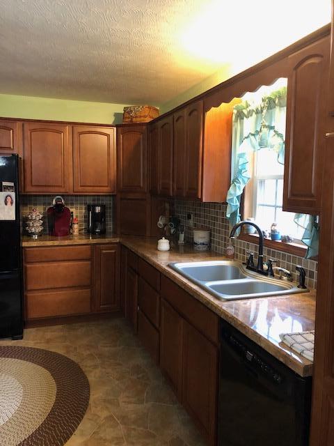 23546 Apple Grove-Dorcas Road Racine, OH 45771 - Photo 3 of 18