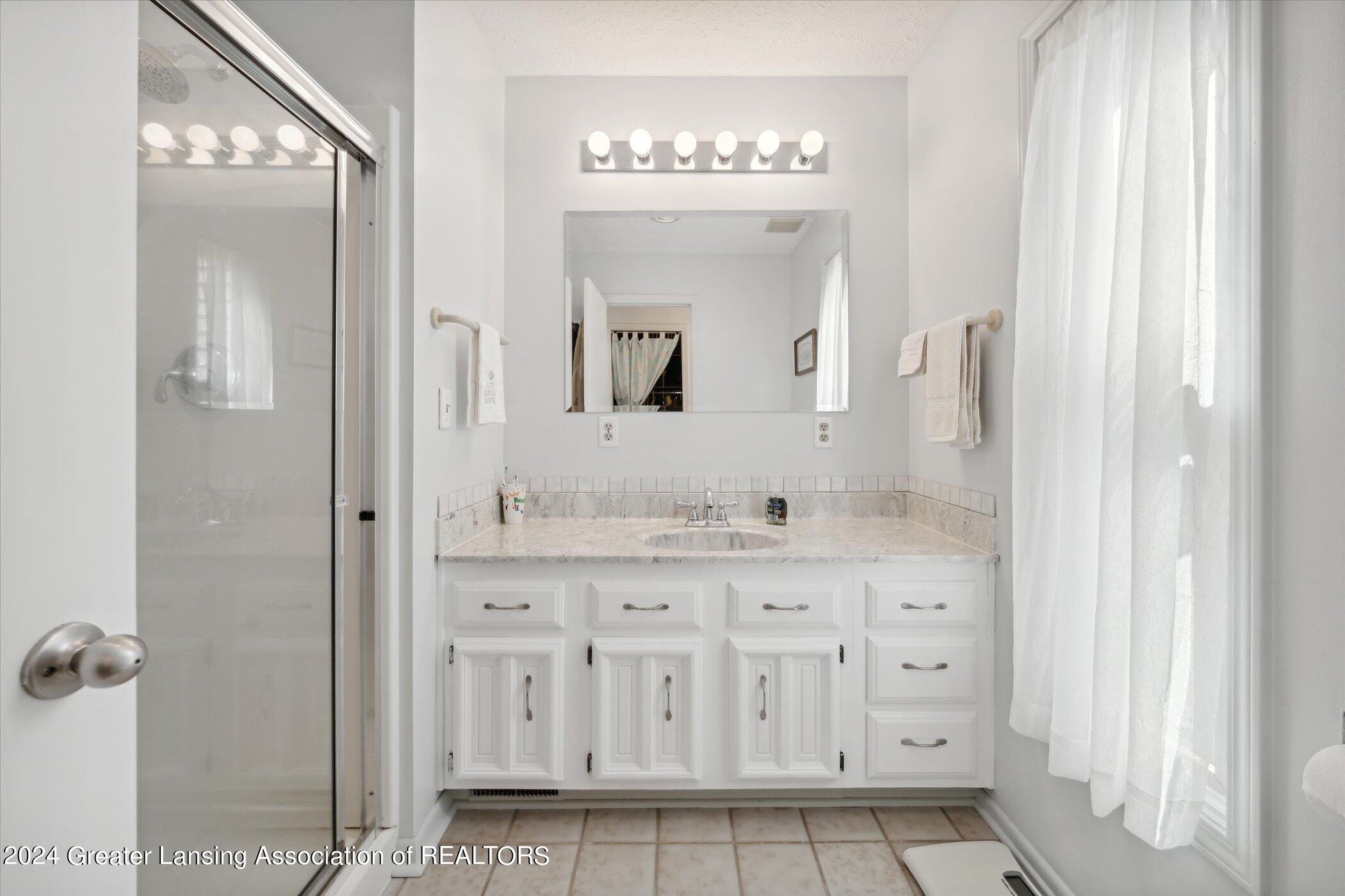 3790 Zimmer Road Williamston, MI 48895 - Photo 21 of 46 22-3790-Zimmer-Rd-Williamston-MI-48895-W
