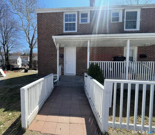 $1,900 | 111 Priscilla Circle, Bridgeport, CT 06610