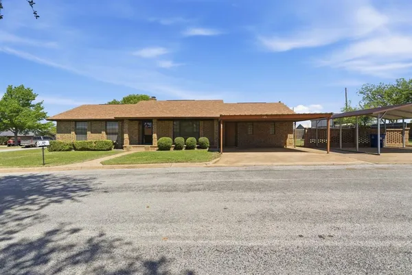 $229,000 | 2304 Sha Lane, Breckenridge, TX 76424