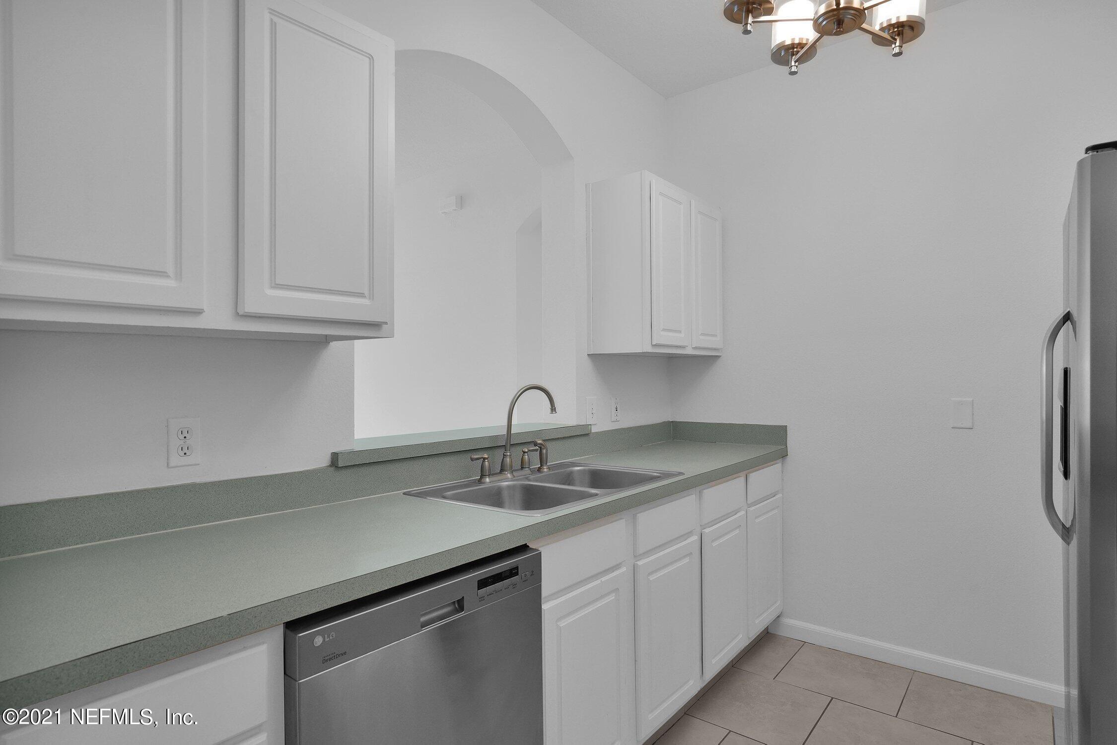 10550 Baymeadows Road, Unit 305 Jacksonville, FL 32256 - Photo 8 of 39 008-10550BaymeadowsRoadUnit305-Jacksonvi