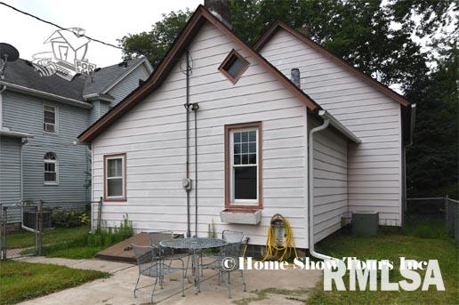 1806 15th Street Moline, IL 61265 - Photo 11 of 12 Gallery Image 11