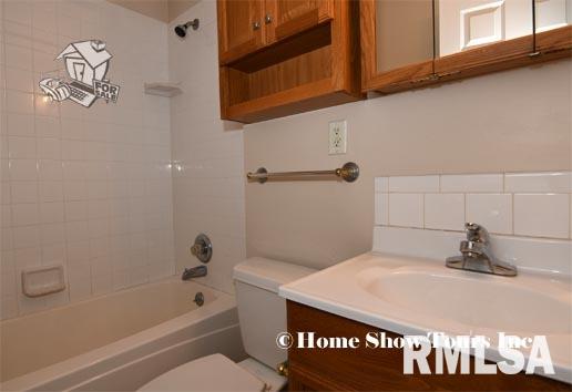 1806 15th Street Moline, IL 61265 - Photo 6 of 12 Gallery Image 6